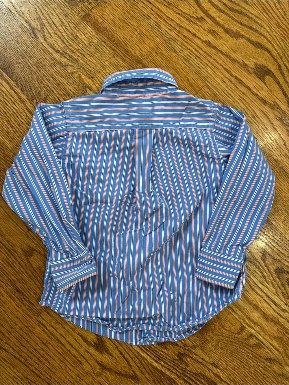 Boy’s Ralph Lauren Button Up/Button Down Shirt. Size 3/3T. Like New Condition.